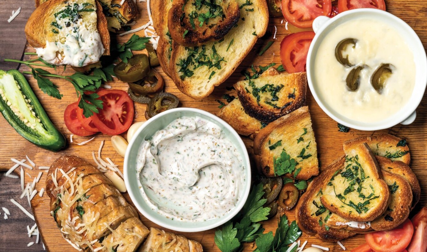 Vegan Garlic Bread Dippers With Jalapeño Cheddar and Creamy Garlic Dipping Sauces 