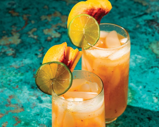 VegNews.PeachCocktail