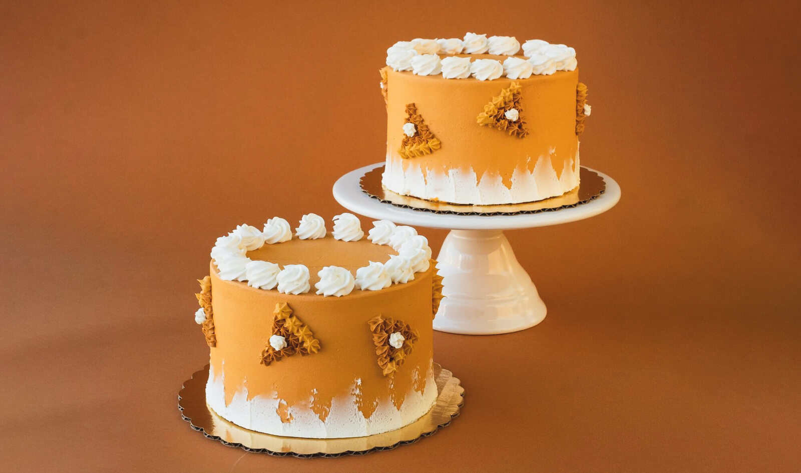 10 Vegan Bakeries That Deliver Fall-Flavored Cakes and Cookies