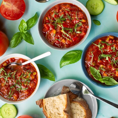 Herby Vegan Roasted Tomato Gazpacho