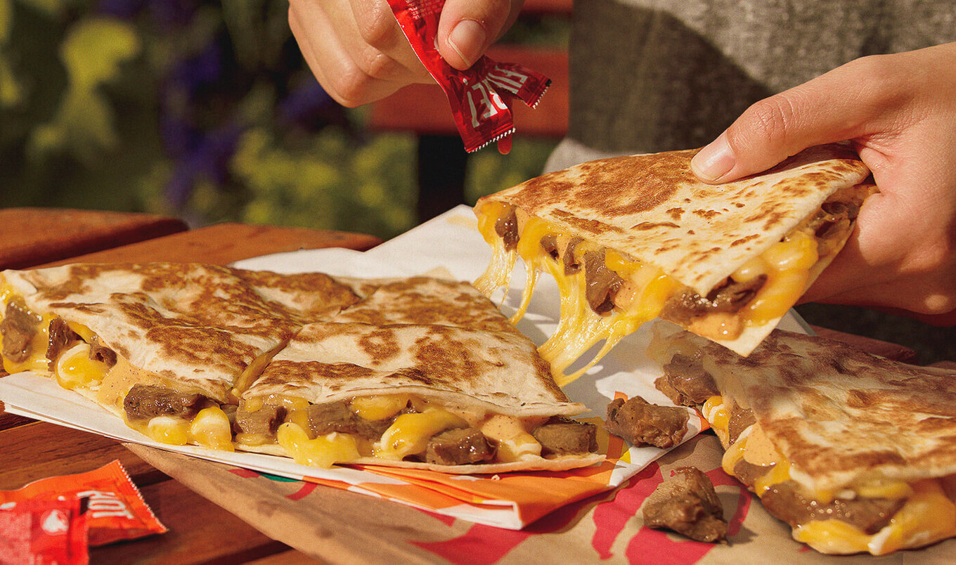 VegNews.Beyond Carne Asada SteakQuesadilla 2.TacoBell
