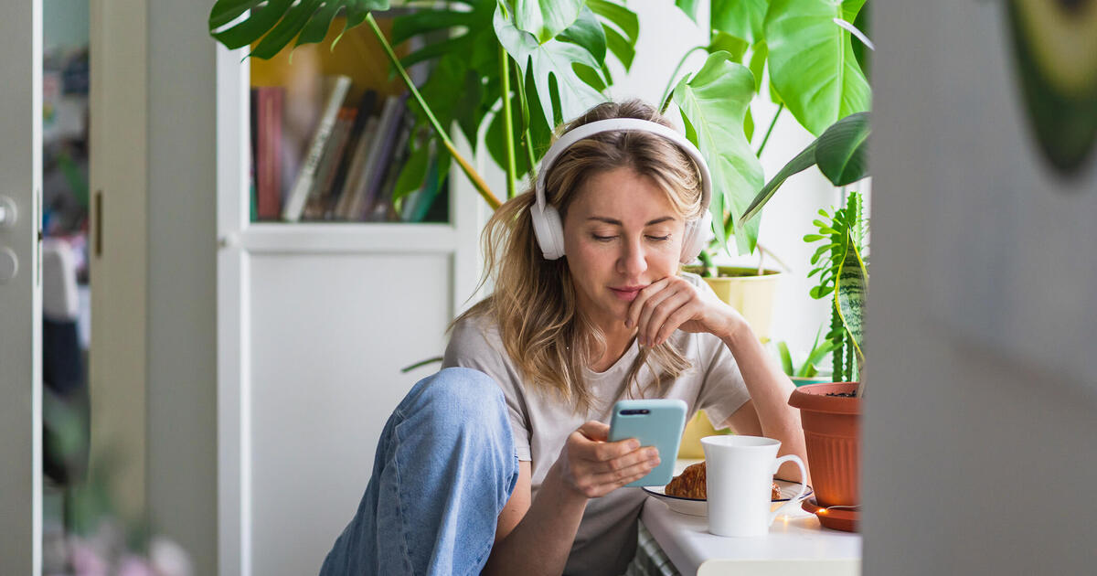 Crank Up the Volume: 11 Vegan Podcasts To Listen to Right Now