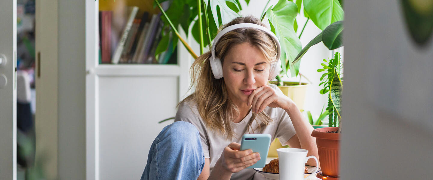 11 Vegan Podcasts You Need to Subscribe To