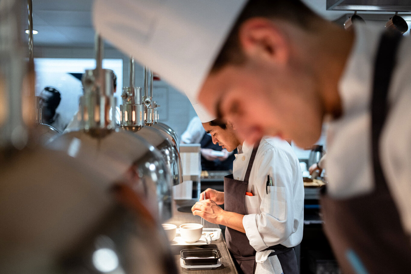 VegNews.ElevenMadisonPark1.YeFan