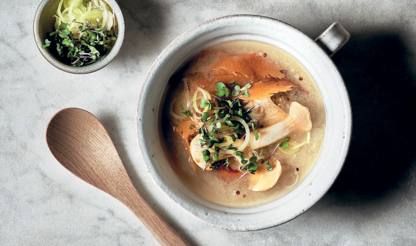 Vegan Miso Soup With King Oyster Mushrooms, Quinoa, and Seaweed