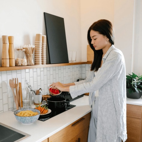 Vegan Diet Works Better to Relieve Menstrual Cramps Than Other Diets, New Research Finds