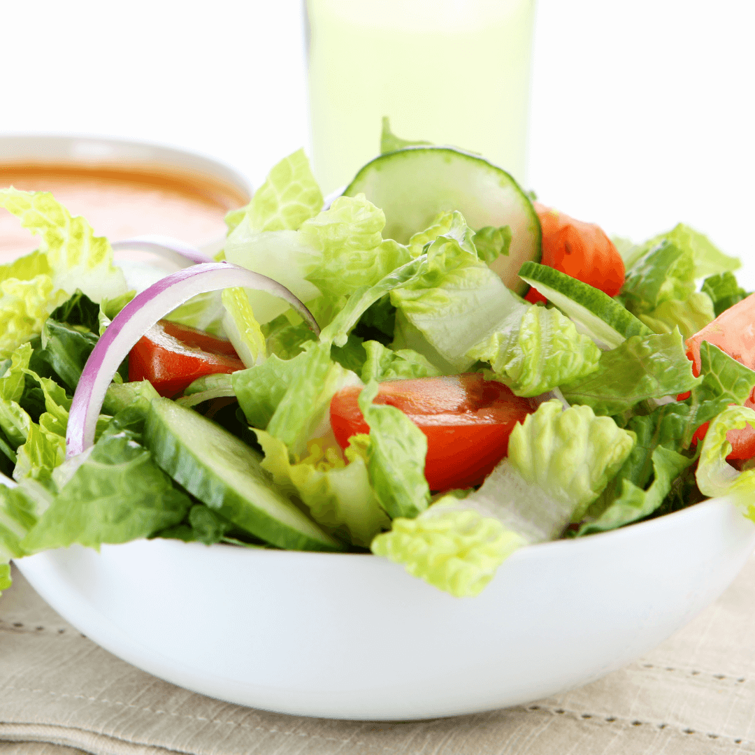 VegNews.VeganatChilis.Canva2