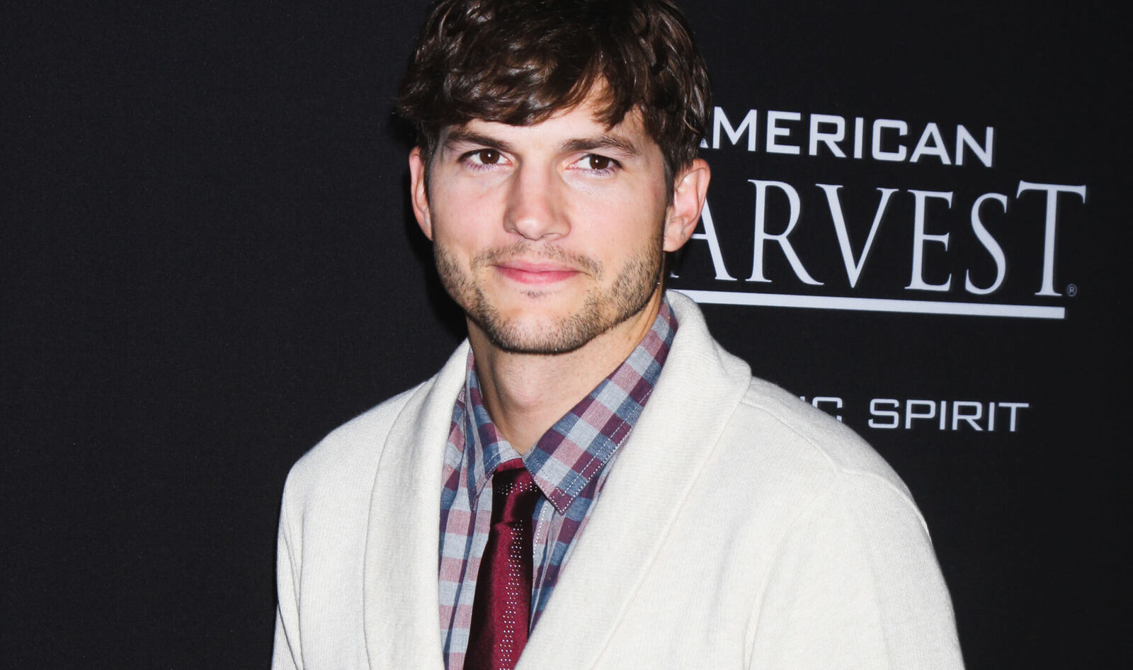 Ashton Kutcher Joins Cell-Based Meat Company to Develop 3D Bioprinting&nbsp;