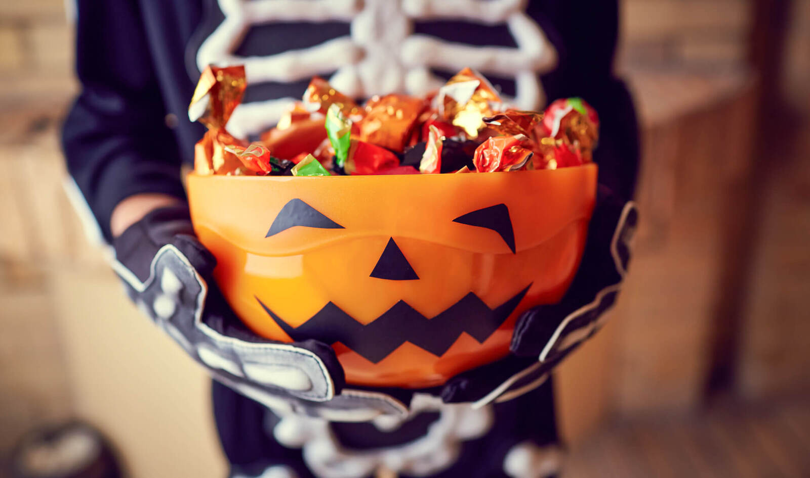 5 Terrifying Ingredients Hidden in Halloween Candy That Are Scarier Than Zombies