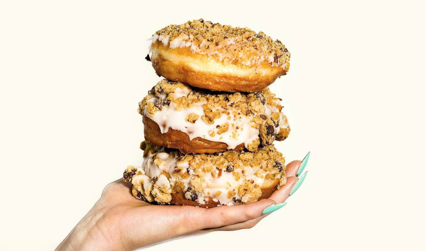 VegNews.CloudyDonut01