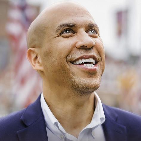 Cory Booker: Banning Factory Farms Is a Bipartisan Issue