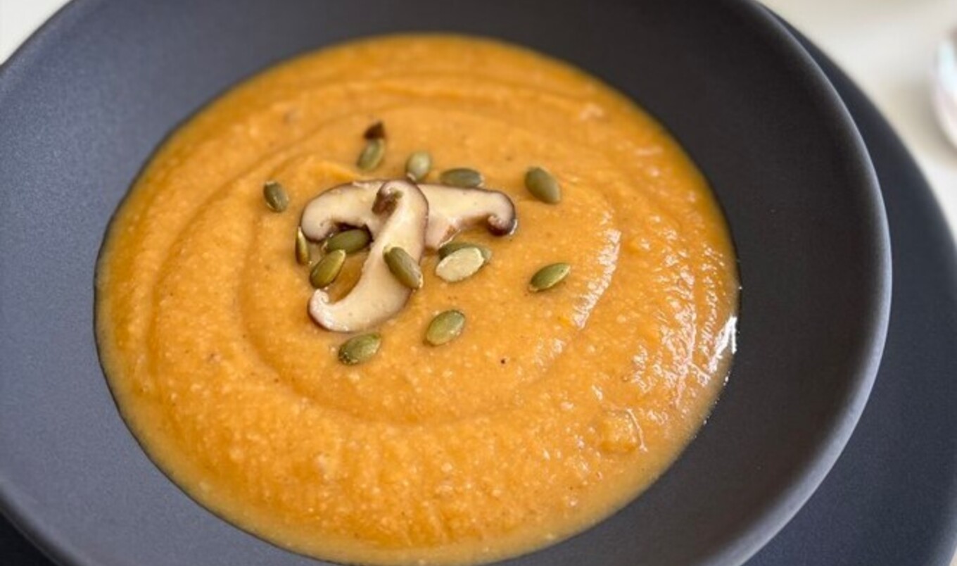 Vegan Shiitake Mushroom and Butternut Squash Soup