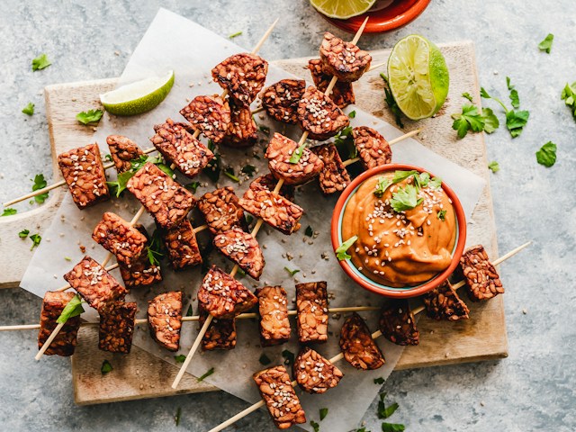 Tofu vs. Tempeh: What’s the Difference? And Which Is Better for You