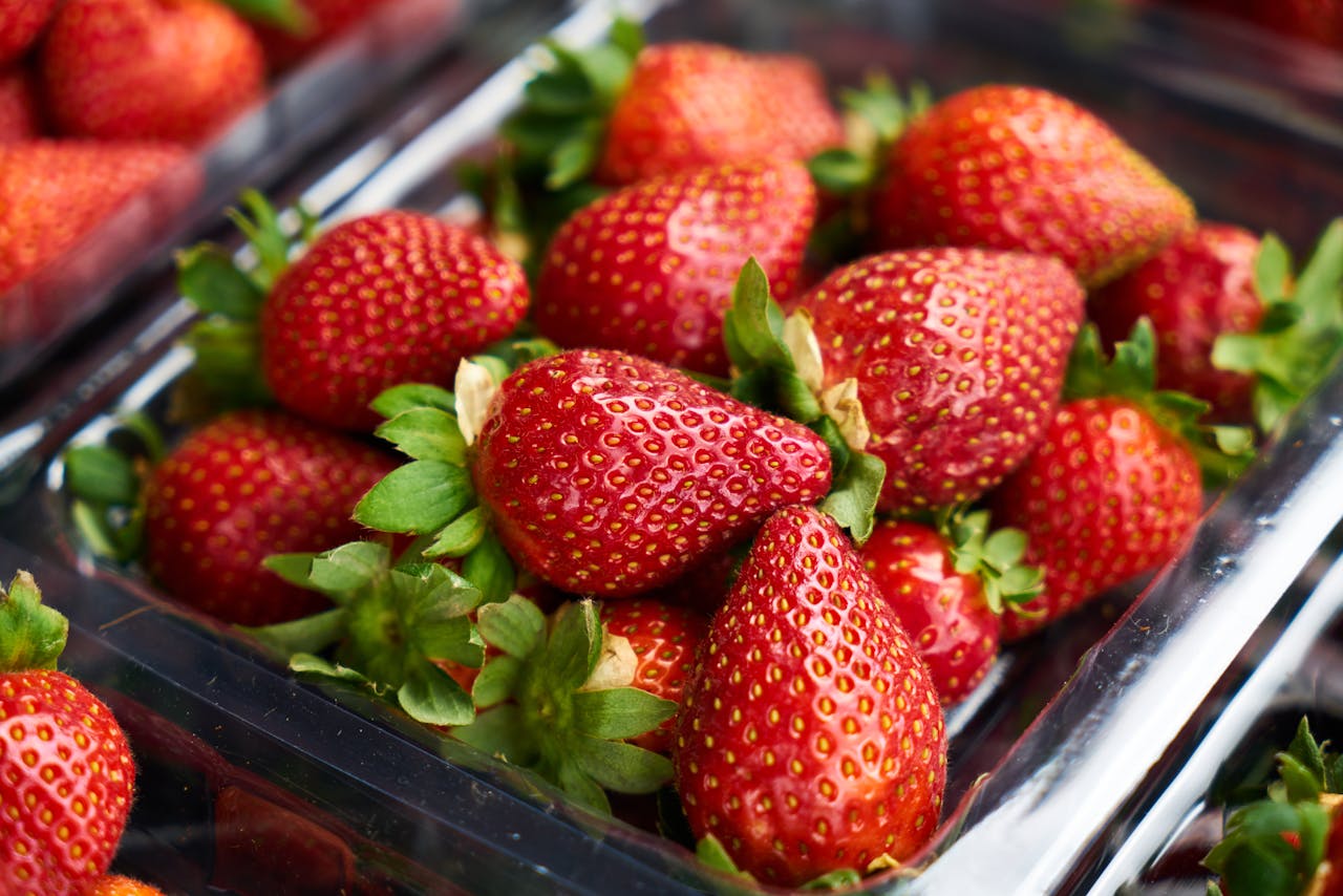 VegNews.strawberries.pexels1