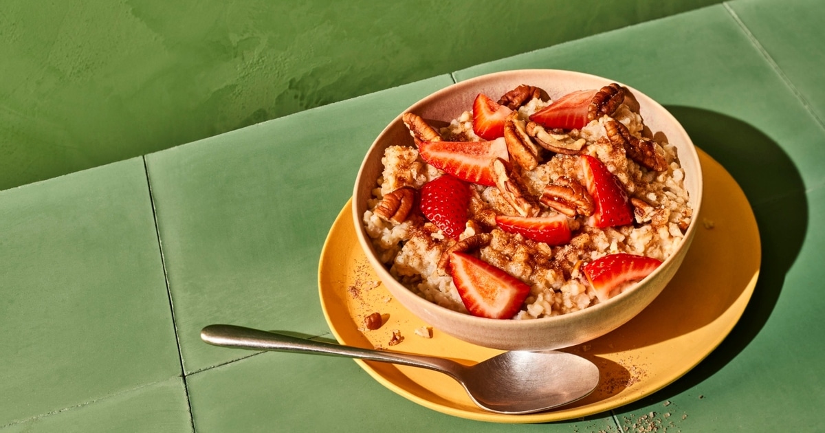 How to Order Healthy, Plant-Based Food at Meat-Heavy Chain Panera Bread