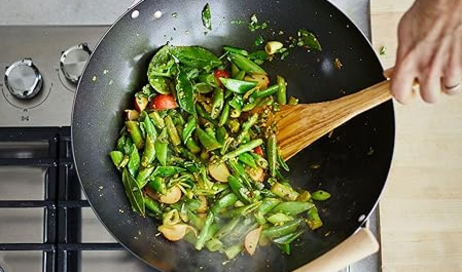 The Best Carbon Steel Cookware for Plant-Based Cooking, From Budget to Chef-Quality