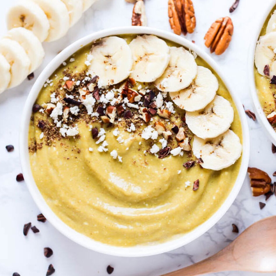 10 Dreamy Smoothie Bowls to Start Your Day Right