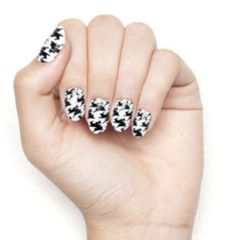 5 Must-Have Fall Vegan Nail Colors