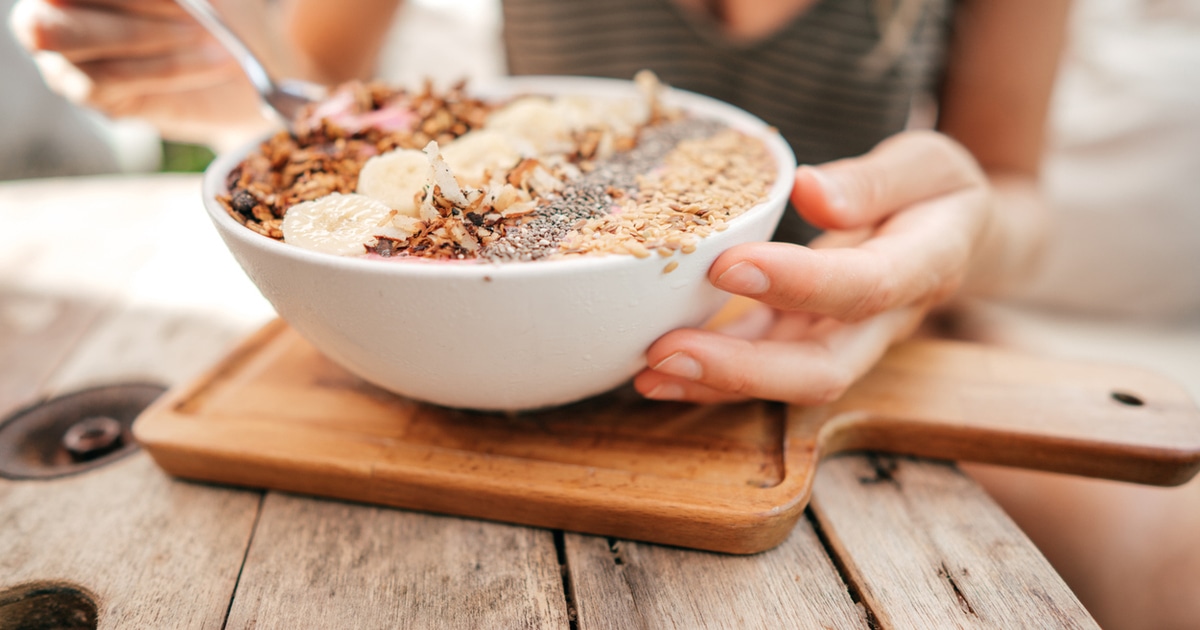 "There's No Reason to Cut Out Important Nutrients": An Expert Weighs in On Slow-Carb Diets - Vimarsana News