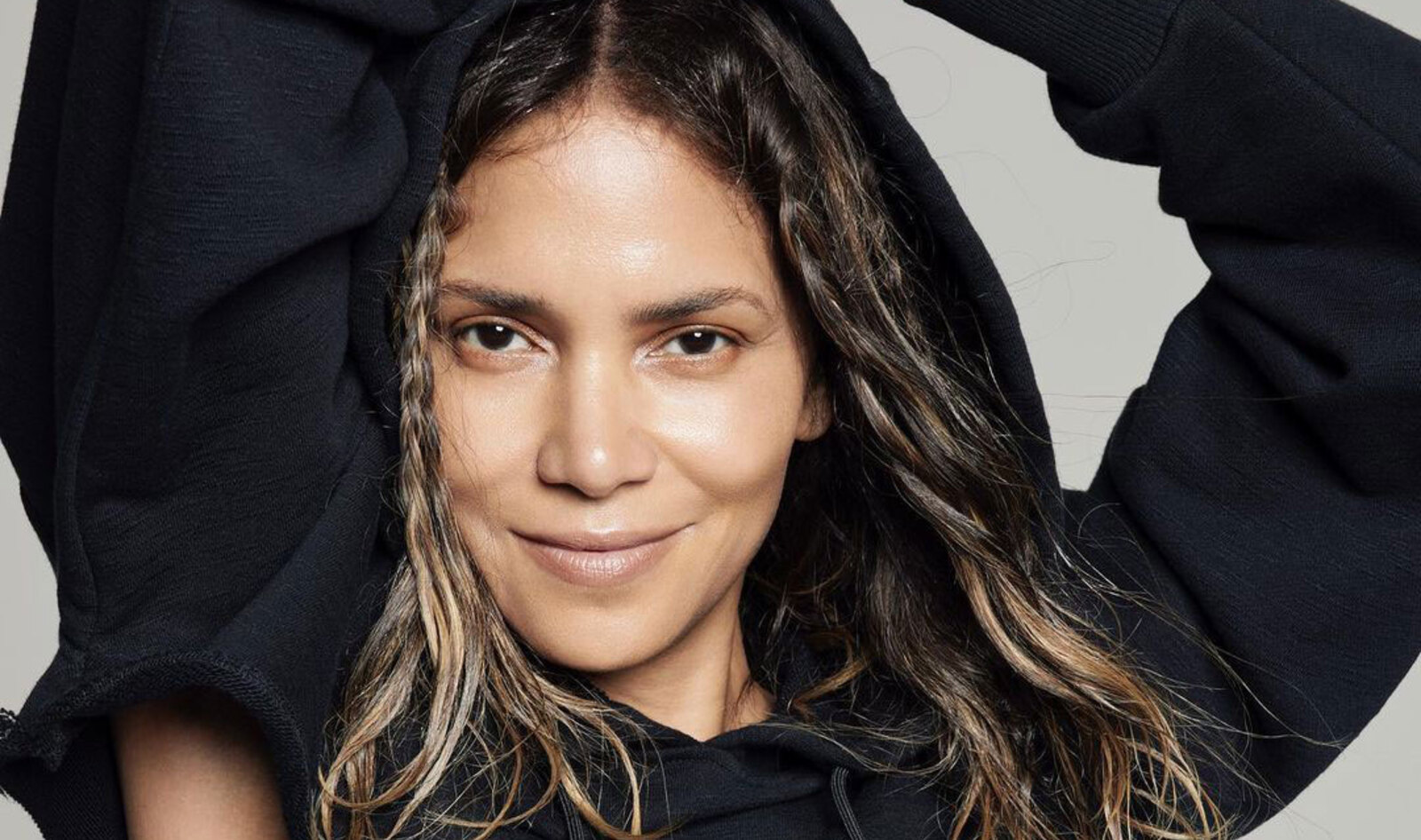 What is Barcode, the Plant-Based “Fitness Water” Loved by Halle Berry?