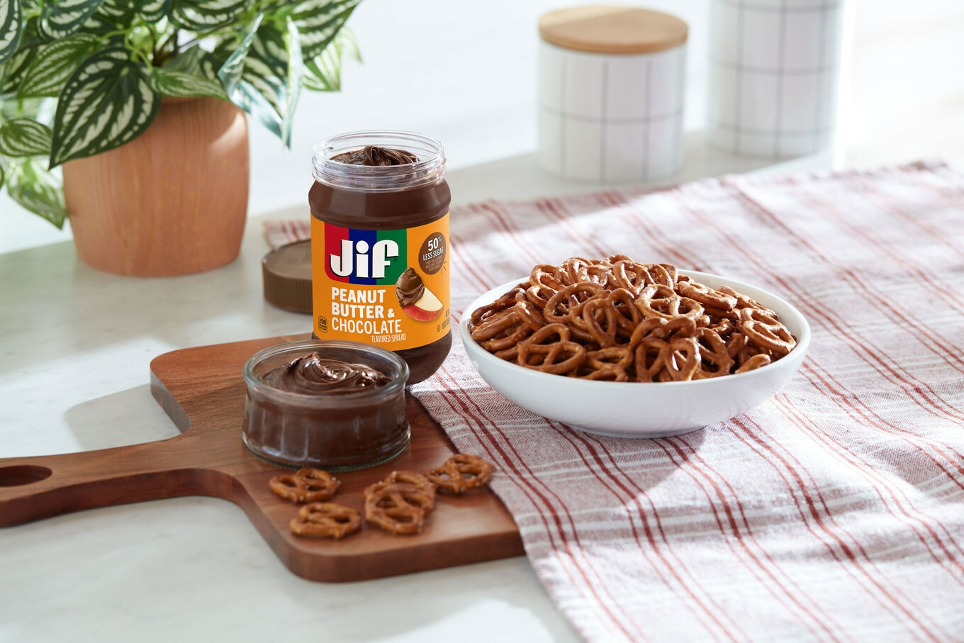 Jif-Peanut-Butter-Chocolate-Spread2