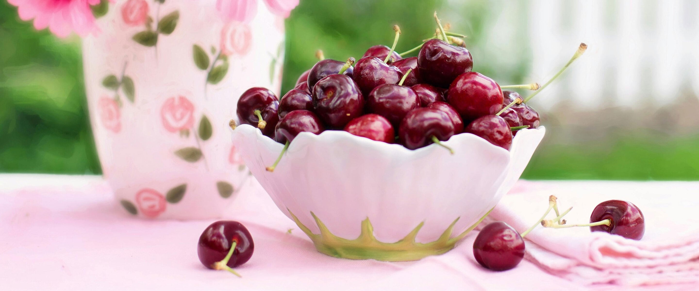To Reap the Benefits of Cherry Season, Be Like Oprah, Martha, and Bobby Flay 