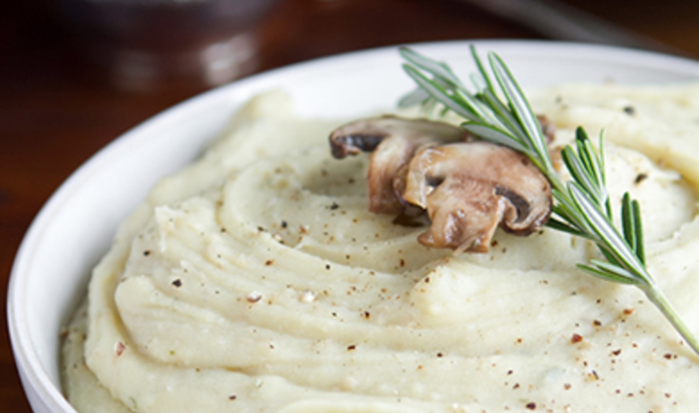 Guilt-Free Garlic Mashed Potatoes