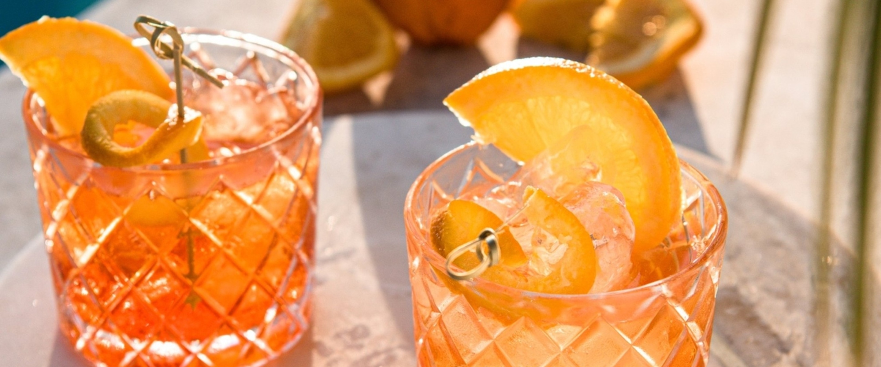 The Juiciest Mocktails and Cocktails Perfect for Summer