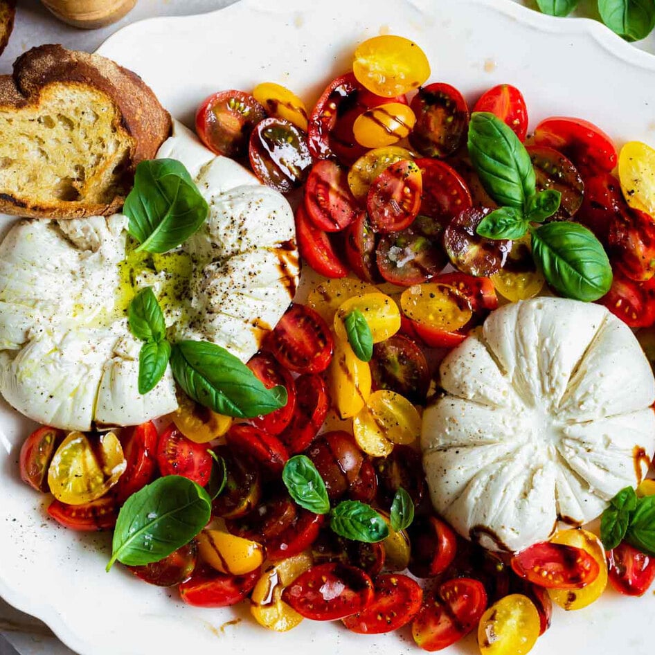 5 Creamy, Dreamy Dairy-Free Burrata Cheese Recipes&nbsp;