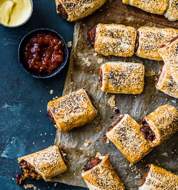 Vegan sausage rolls