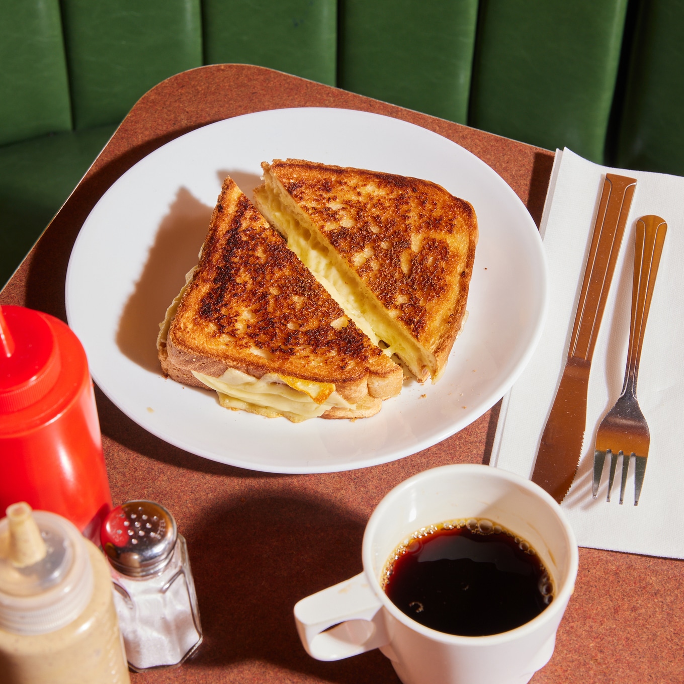 Grilled-Cheese Plonts