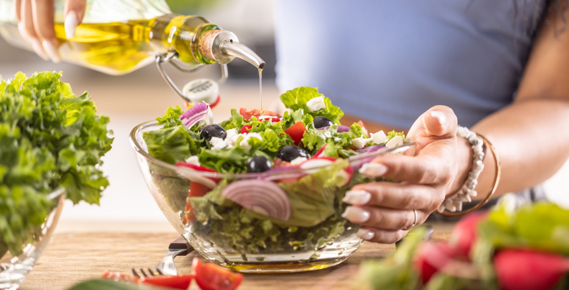 What Are the Benefits of Olive Oil? And Do You Really Need to Drink It Before Bed?