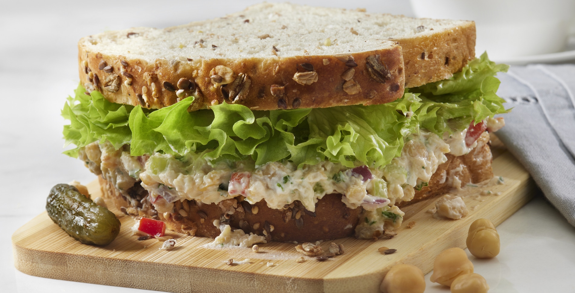 Chickpeas, Jackfruit, and Tofu: How Vegan Chefs Make Fish-Free Tuna