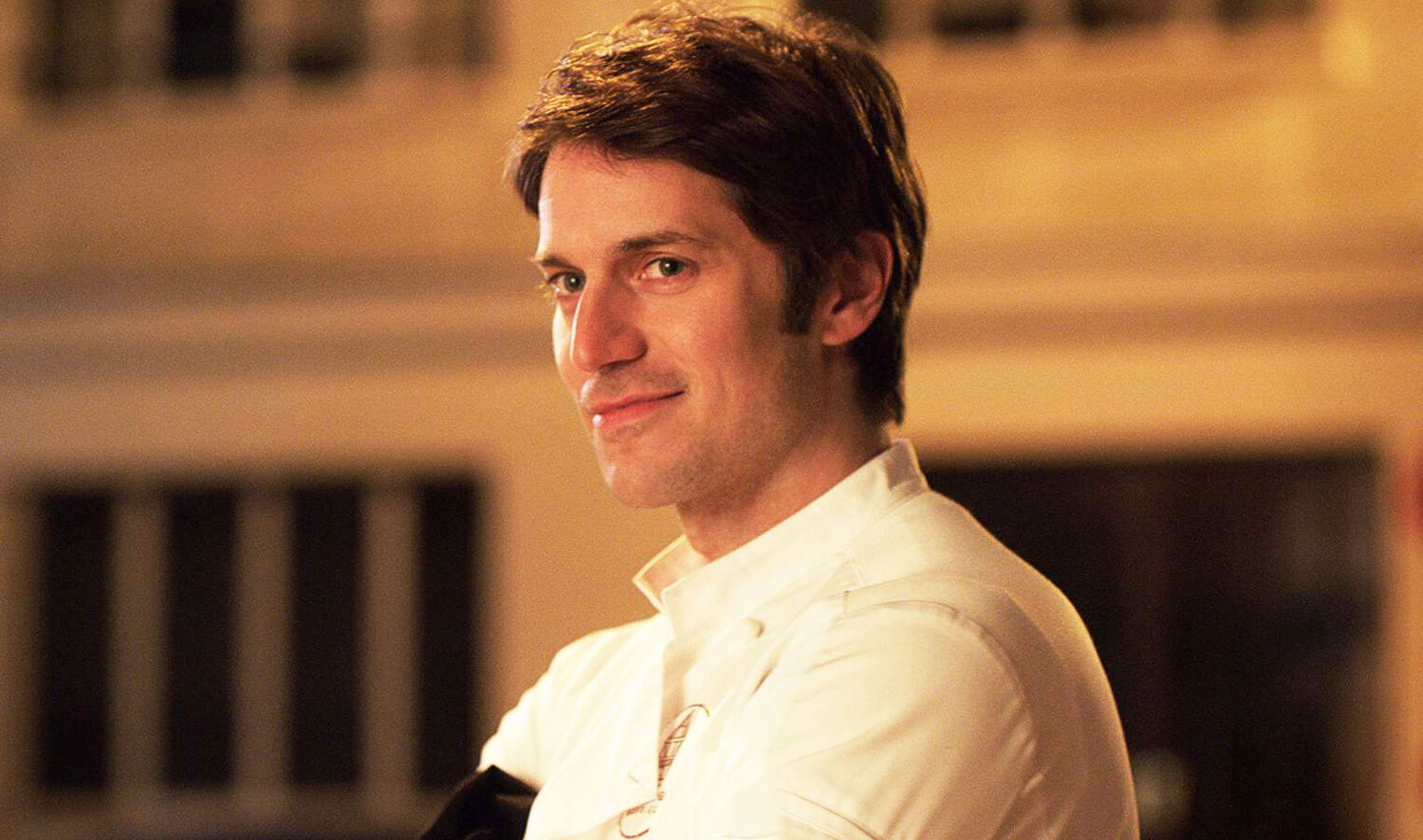 Why Lucas Bravo Wants Gabriel's 'Emily in Paris' Restaurant to ...