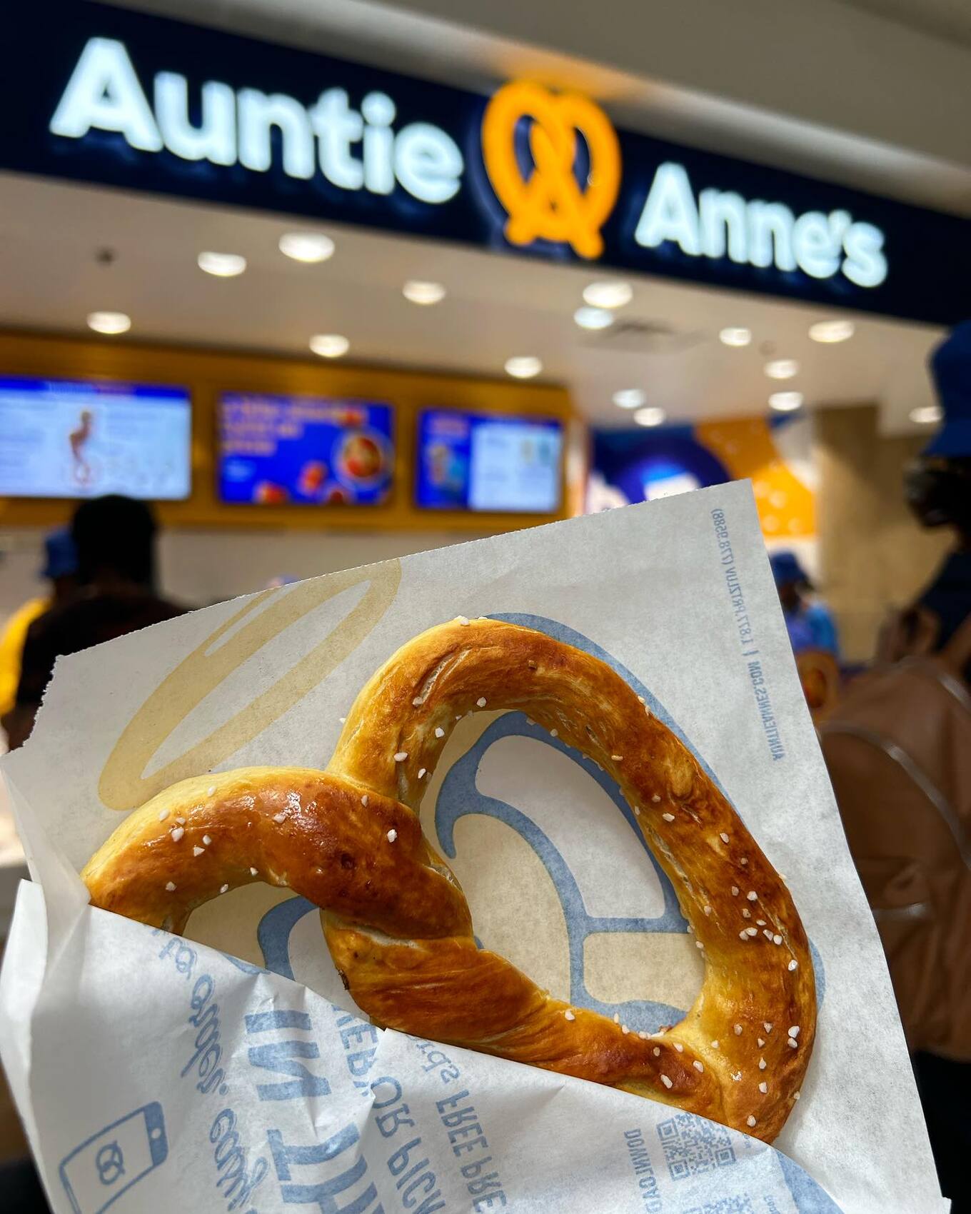 Auntie Anne's pretzel