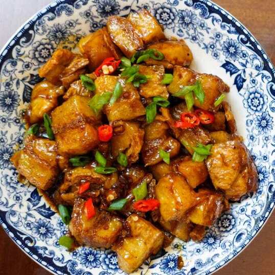 This 1970s Meatless Ingredient Is Still the Way To Go for Super Meaty Dishes