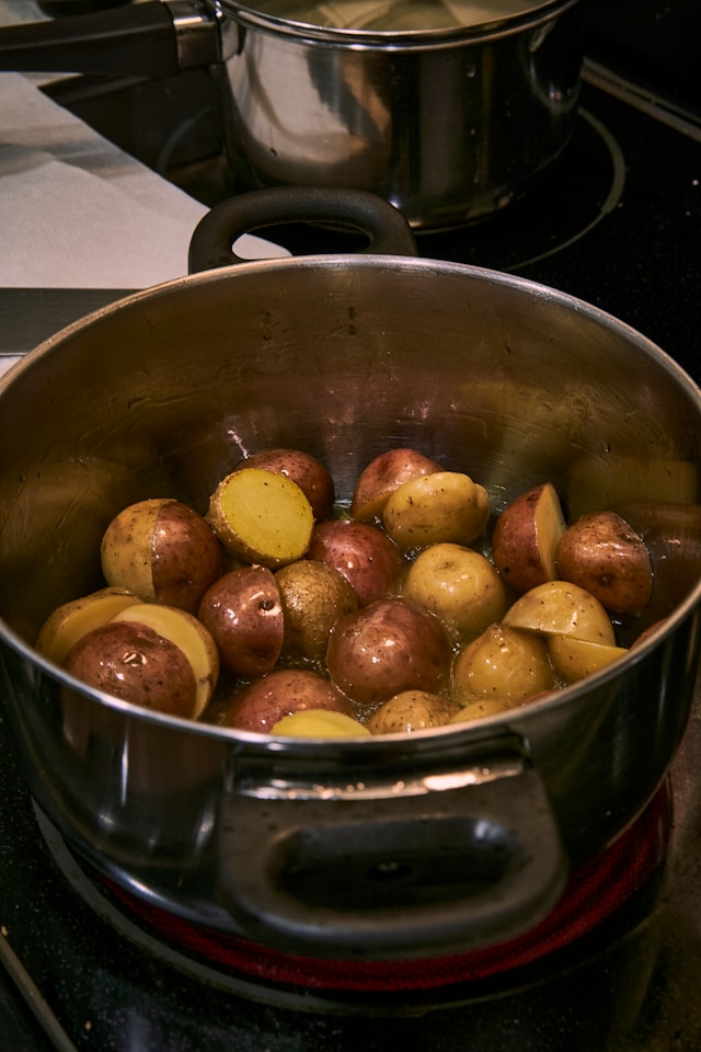 boiling potatoes