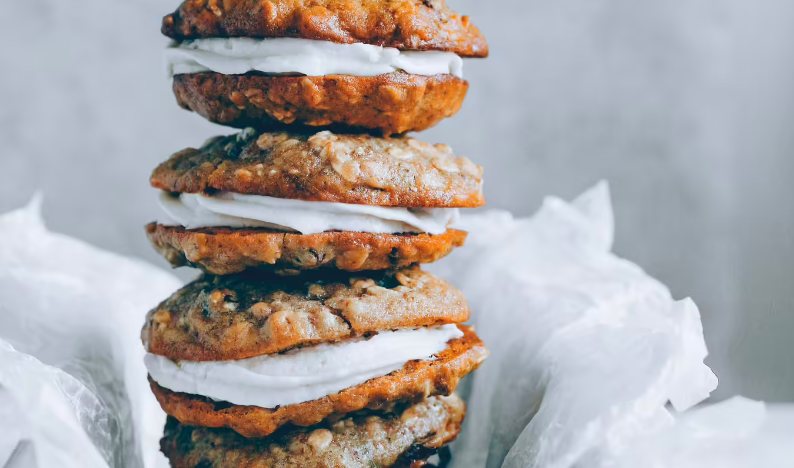 oatmeal cookie cream pies