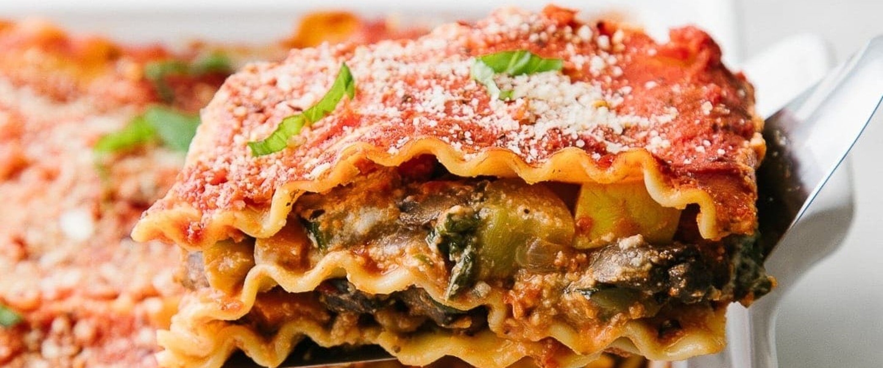 The Best Vegan Lasagna Recipes:&nbsp;Creamy, Comforting, and Extra Cheesy