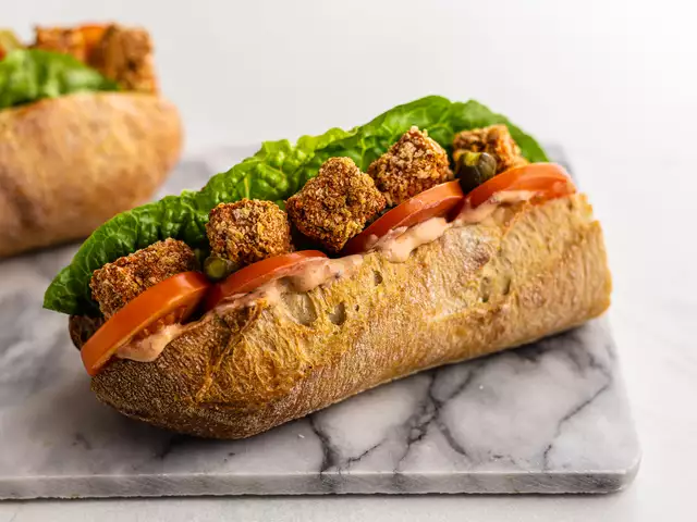 Jackfruit Po’Boy