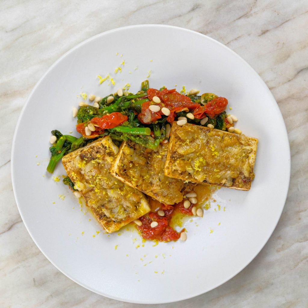 Garlic Tofu with Broccoli Rabe