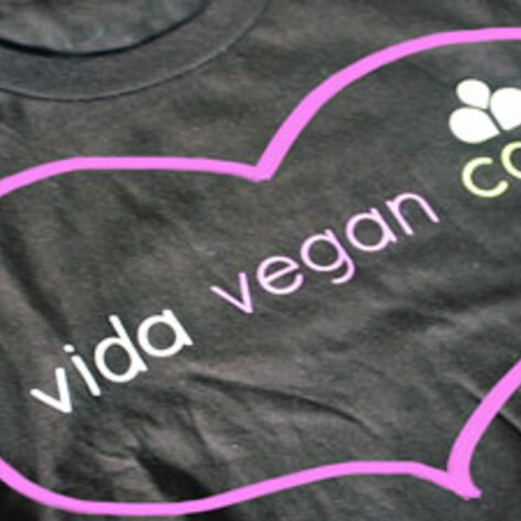 You Can Design This Year's Vida Vegan Con T-Shirt