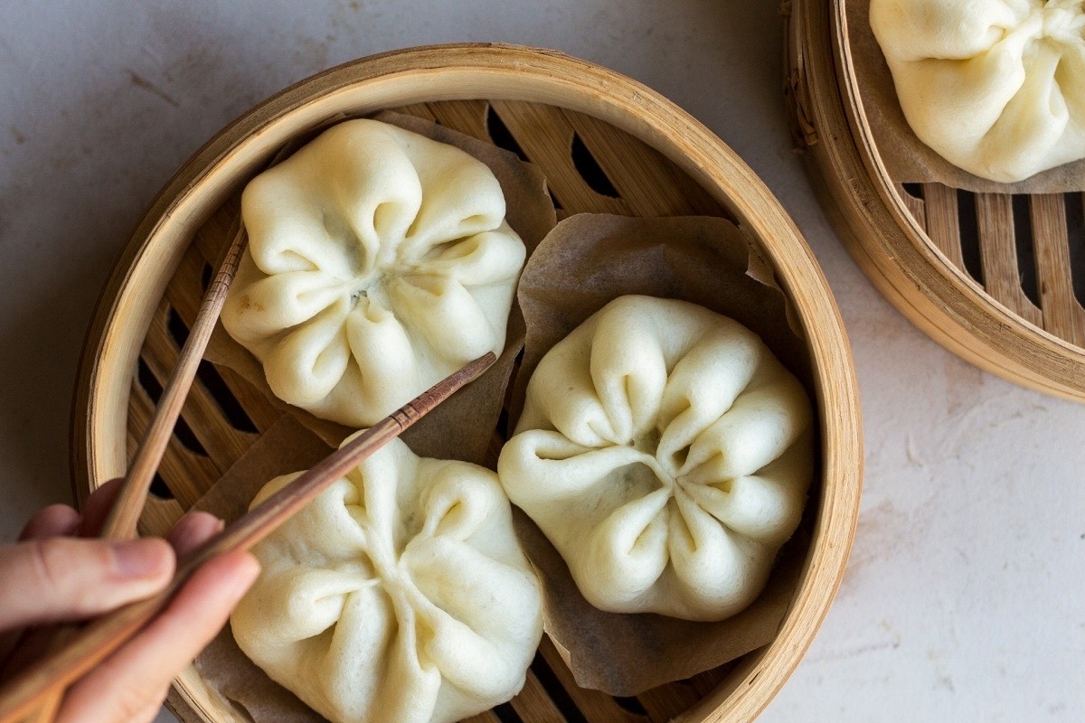 vegan sticky pork buns