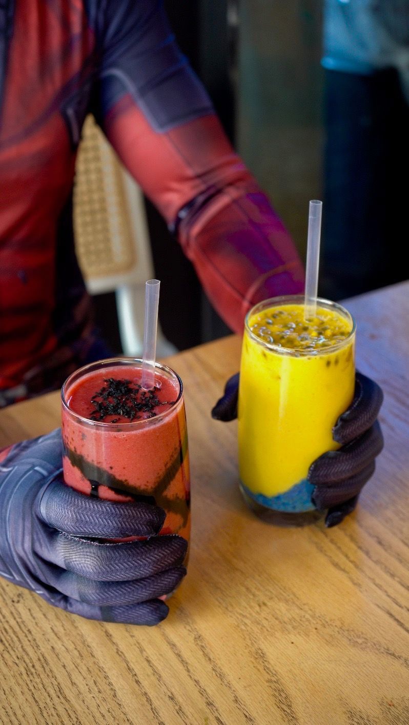 DeadpoolWolverineShakes