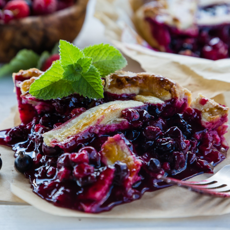 Make These Tasty Vegan Fruit Pie Recipes Before Summer Ends&nbsp;