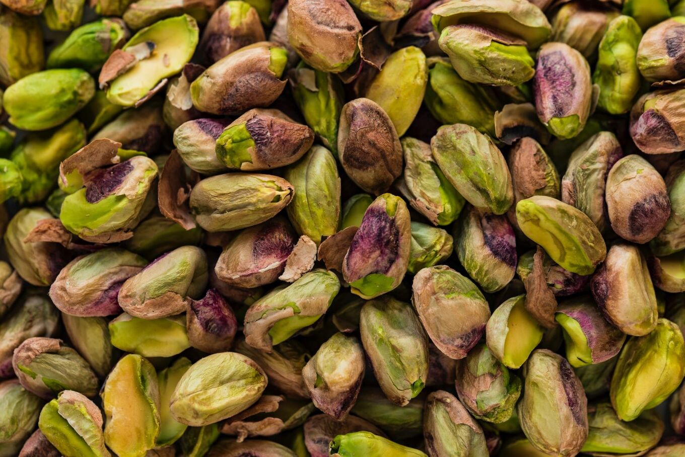 VegNews.Pistachios.JoannaKosinska.Unsplash