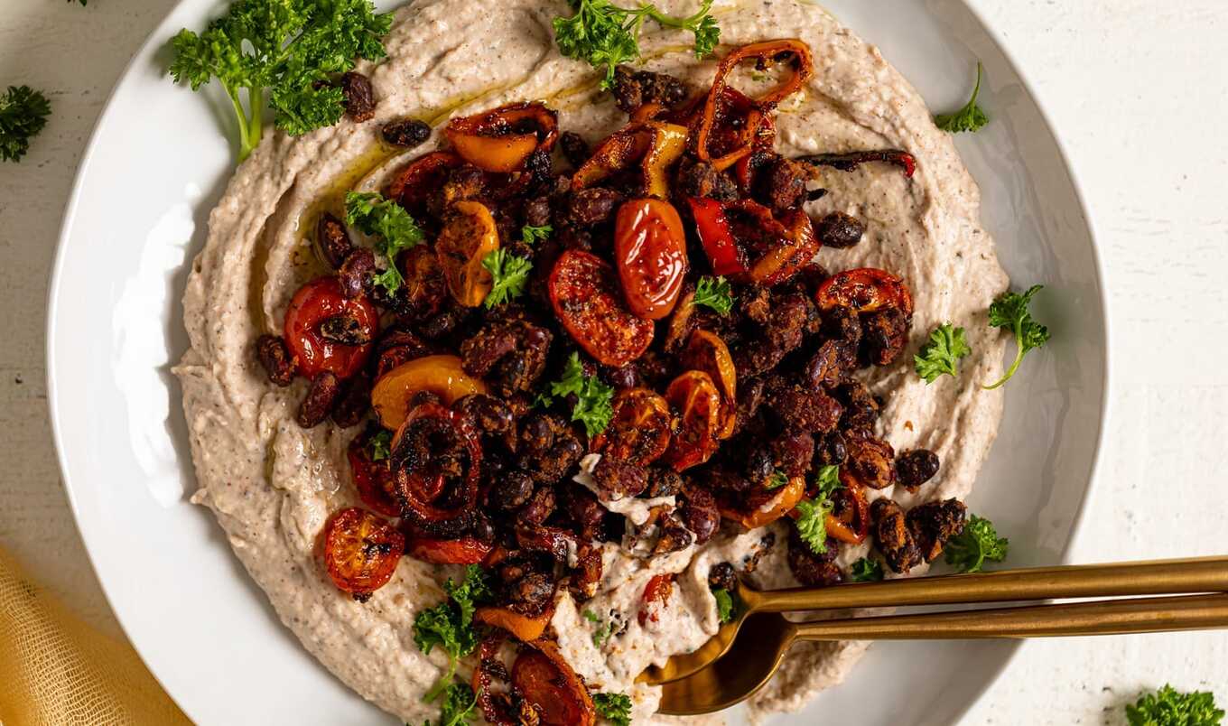 Vegan Easy Garlic Herbed Three Bean Dip