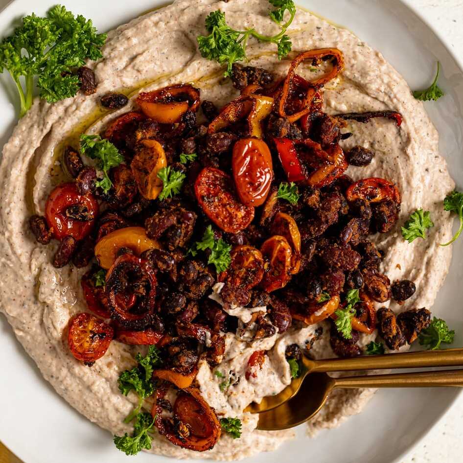 Vegan Easy Garlic Herbed Three Bean Dip