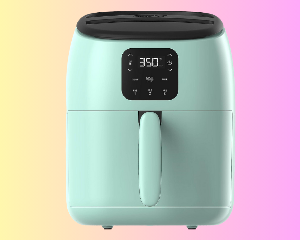 https://vegnews.com/media/W1siZiIsIjQwNjkyL1ZlZ05ld3MuYWlyZnJ5ZXIuZGFzaC5wbmciXSxbInAiLCJvcHRpbWl6ZSJdXQ/VegNews.airfryer.dash.png?sha=76234d37373127e1