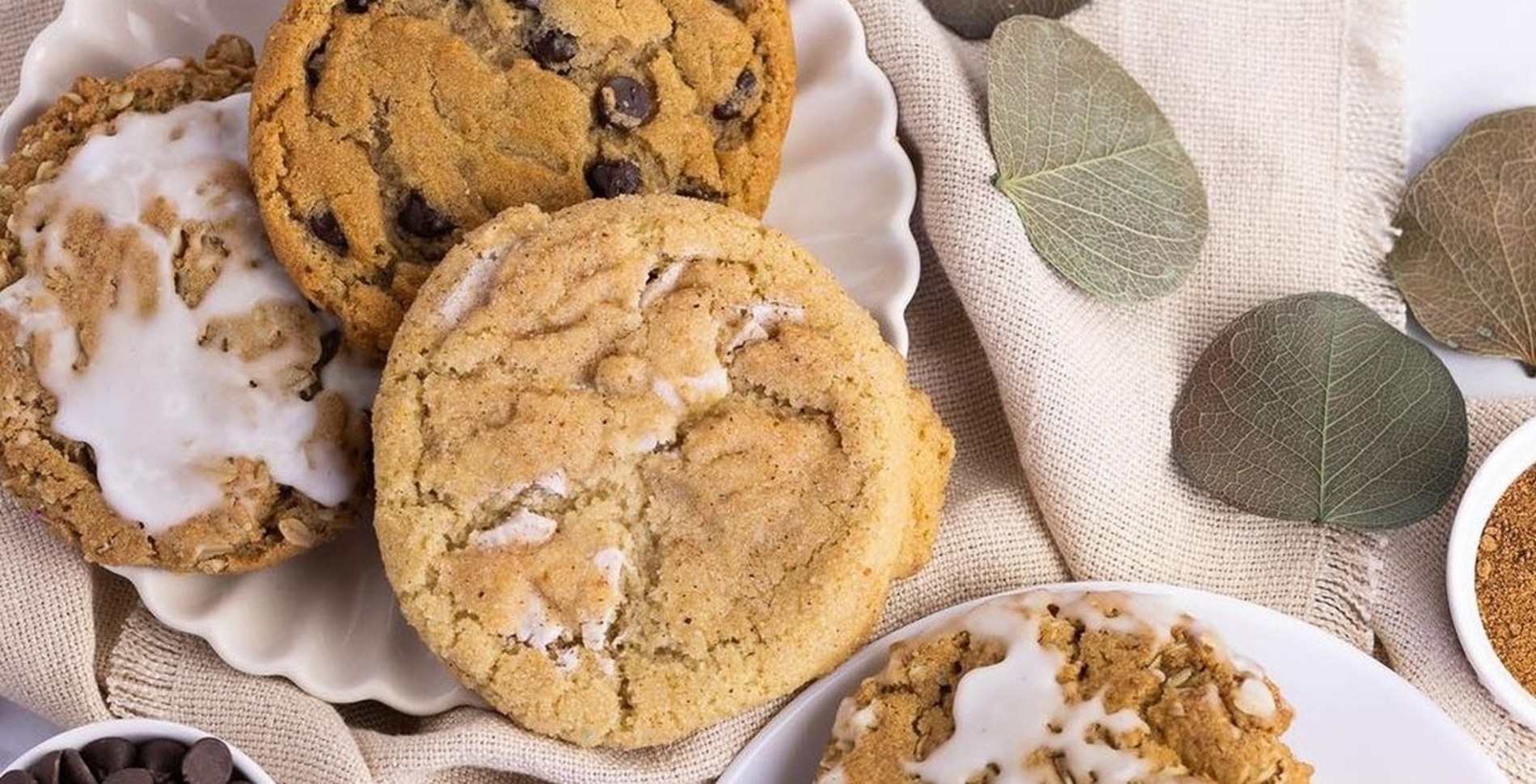These Vegan Bakeries Deliver Fall-Flavored Cookies, Cakes, and Pies Straight to Your Door